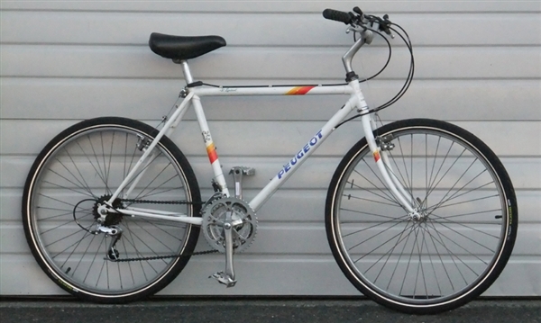 19" Made in Canada Peugeot St.Laurent 18 Speed Chromoly Utility Bike 5'8"-5'11"