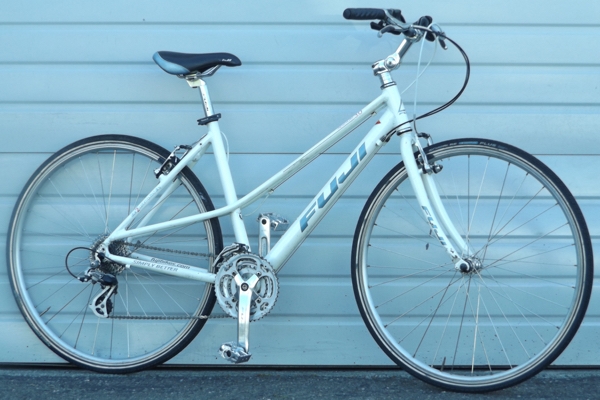 19" FUJI Absolute 3.0 Aluminum Step Thru Utility Bike ~5'6"-5'9"