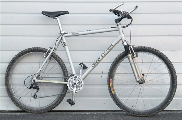19.5" Made in USA Gary Fisher Montare Aluminum Mountain Bike 5'9"-6'0"