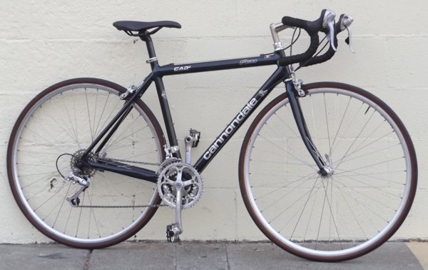48cm CANNONDALE R300 Aluminum USA 105 Road Bike ~5'0"-5'3"