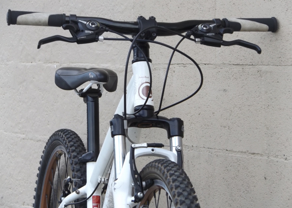 diamondback devine mountain bike