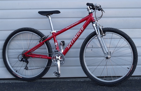 14" Specialized Rockhopper Manitou Mountain Bike 4'11"-5'3"