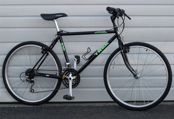 18" TREK Antelope 830 21 Speed Utility Bike 5'5"-5'8"
