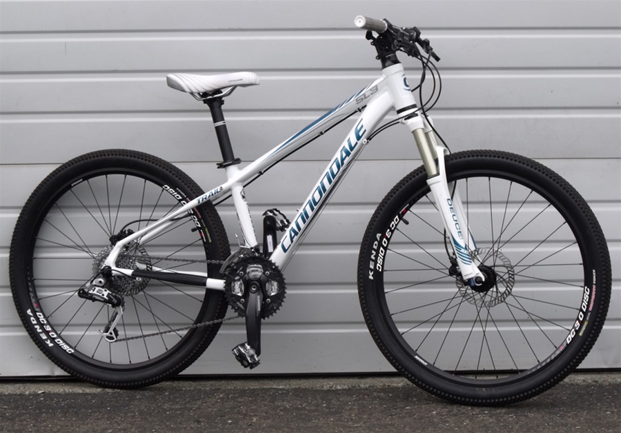 Small 2010 Cannondale SL3 Aluminum Hardtail Disc Mountain Bike