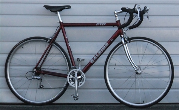 56cm Raleigh R-500 Aluminum 21 Speed Road Bike 5'8"-5'11"