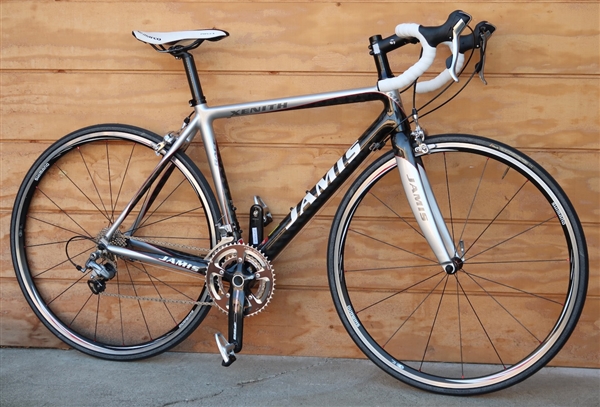 54cm JAMIS Xenith Race Ultegra Carbon Road Bike ~5'7"-5'10"