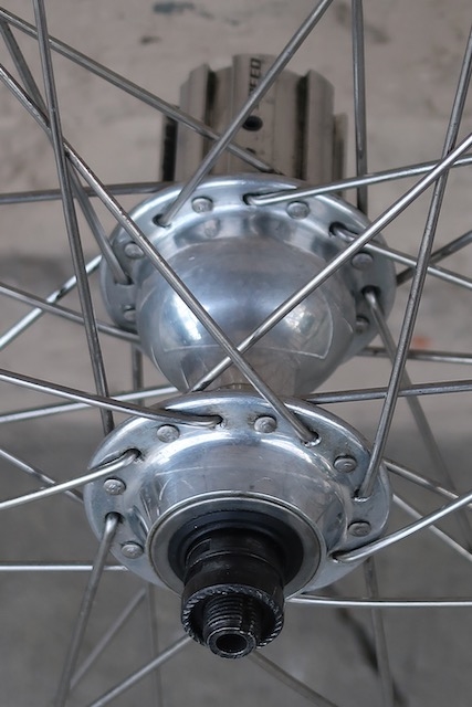 MAVIC OPEN PRO × CAMPAGNOLO ピスト ホイール CAMPAGNOLO 「カンパニョーロ」 NUOVO TIPO ハブ MAVIC OPEN PRO