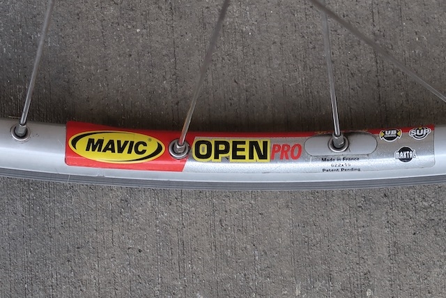 700c Campagnolo Centaur 9-11 speed Mavic Open Pro 32 hole