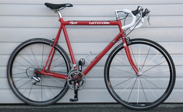58cm CANNONDALE SR400 16 Speed Road Bike 5'11"-6'2"