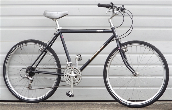 18.5" DIAMONDBACK Ascent 18 Speed Utility Bike ~5'9"-6'0"