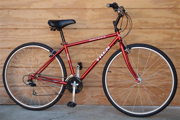 17" TREK 700 Multitrack Hybrid Utility Bike ~5'4"-5'7"