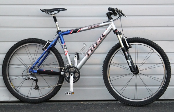 trek 8000 price