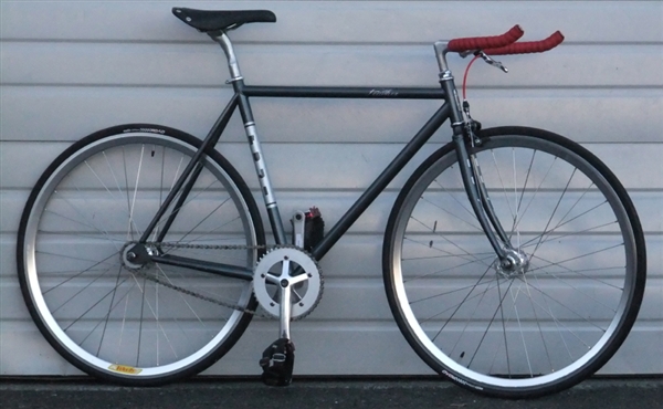 54cm Fuji Feather Single Speed Fixed Gear Road Bike 5'7"-5'10"