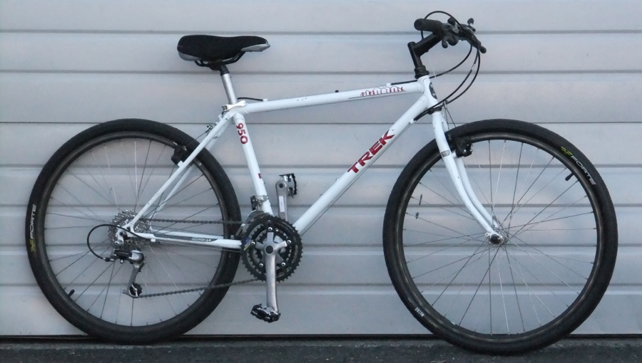 trek 620 mountain bike