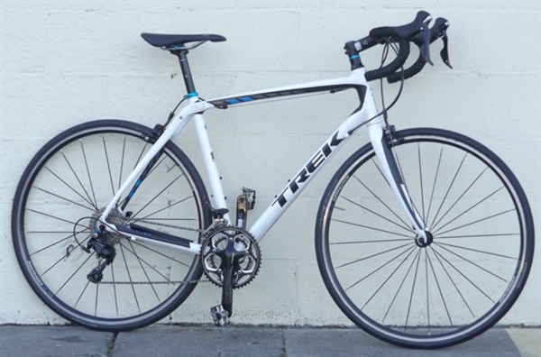 56cm TREK Domane 2.3 Aluminum Carbon 11 Speed 105 Road Bike ~5'9"-6'0"