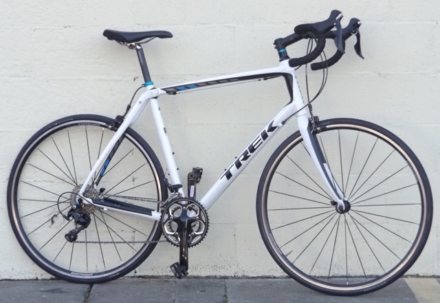 60cm TREK Domane 2.3 Aluminum Carbon 11 speed 105 Road Bike ~6'1