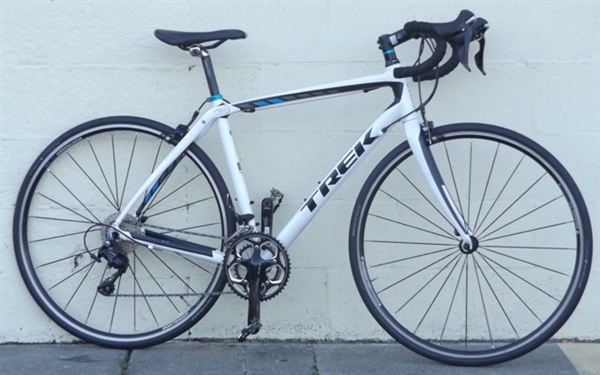 54cm TREK Domane 2.3 Aluminum Carbon 11 Speed 105 Road Bike ~5'7"-5'10"