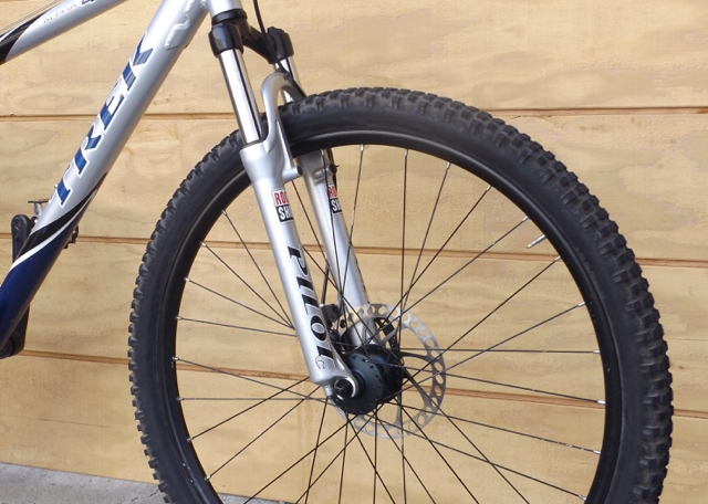 trek 4900 mountain bike price