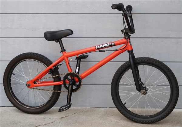 20" Wheel HARO Backtrail X01 Junior Freestyle BMX Kid's Bike ~5'0"-5'4"