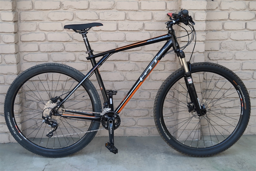 Gt backwoods on sale mountain bike