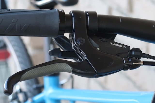 Small Giant Liv Alight 24 Speed Hybrid Gravel Bike 5'3-5'7 Small Giant Liv Alight 24 Speed Hybrid Gravel Bike 5'3-5'7