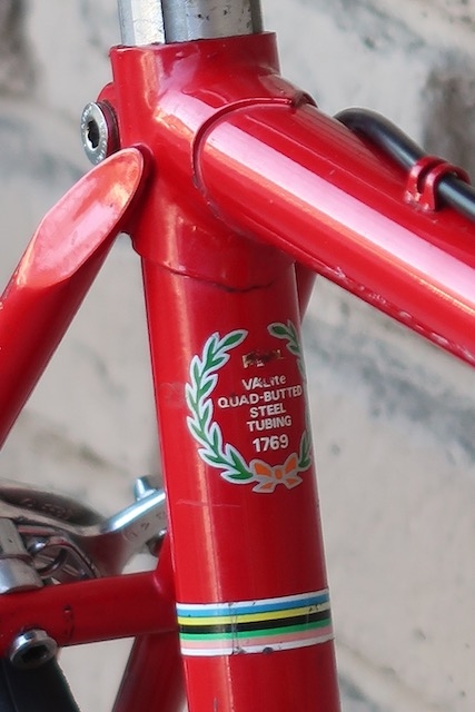 53cm Club Fuji Vintage Lugged Steel Quad Butted road bike 5