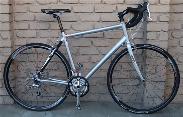 58cm SPECIALIZED Allez Elite Aluminum Carbon 105 Road Bike ~5'11"-6'2"