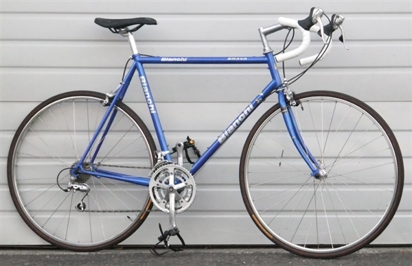 56cm BIANCHI Brava Road Bike ~5'9" to 6'0"
