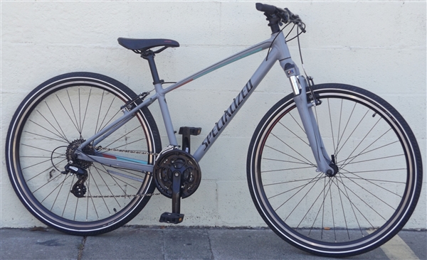 Small SPECIALIZED Crosstrail 2017 Aluminum Suspension Utility Bike ~5'2"-5'5"