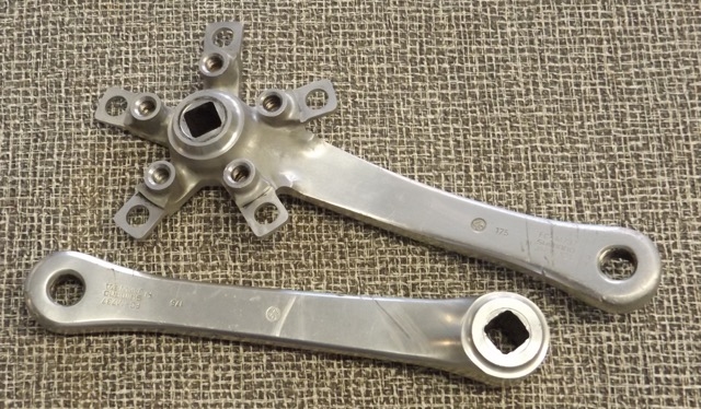 175mm x 94/58 bcd Shimano Deore XT FC-M737 triple crank arms JIS