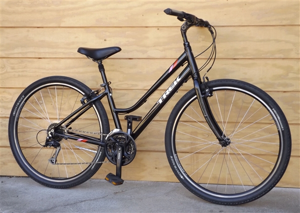15" TREK Verve 3 WSD Aluminum Step-Thru Utility Bike ~5'2"-5'5"