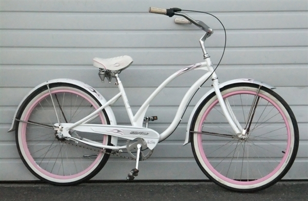 17" ELECTRA 3 Speed Coaster Brake Cruiser W/ Fenders ~5'3"-5'8"