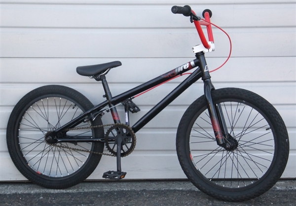 Mirraco Pre 20 Freestyle 20" Wheel BMX Bike ~5'0"-5'6"