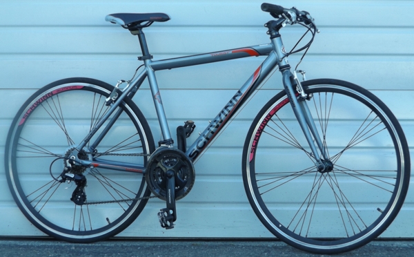 schwinn tourist road bike