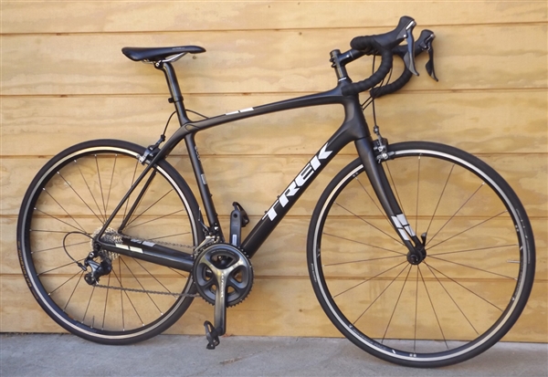 56cm TREK Domane 5.2 Carbon 11 Speed Ultegra Road Bike ~5'9"-6'0"