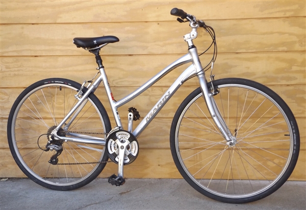 19" MARIN Kentfield Aluminum Step-Thru Commuter Utility Bike ~5'8"-5'11"