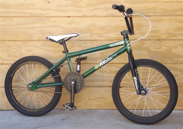 20" wheel FIT BIKE CO. Entry BMX Street Freestyle Bike ~5'0"-5'7"