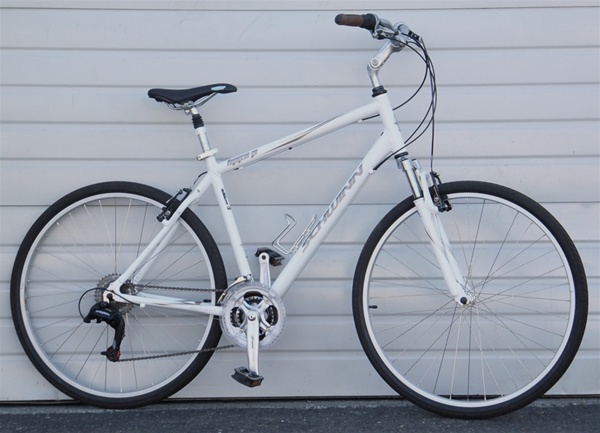 19" 2008 Schwinn Voyageur GS Aluminum Comfort Utility Bike 5'10"-6'1"