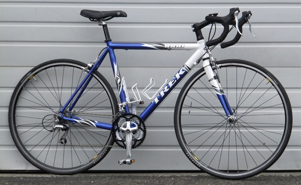 54cm TREK 1000 Aluminum 24 Speed Road Bike 5'6" to 5'9"