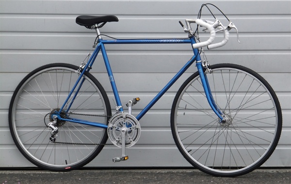60cm Made in France Peugeot Road Bike 6'1"-6'4"