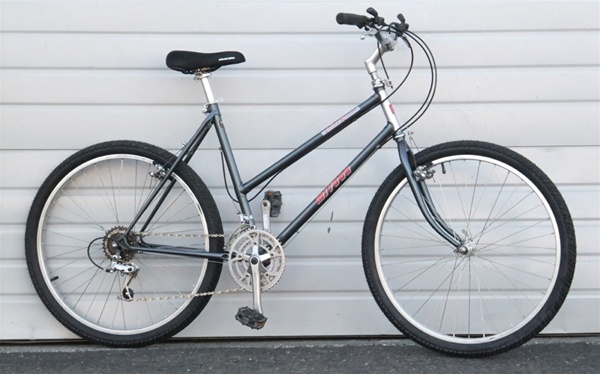 20.5 Miyata Valley Runner 18 Speed Step Through Utility Bike 5'6"-5'10"
