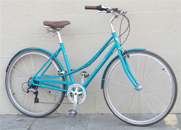 Medium ELECTRA Loft Step-Thru 7 Speed Aluminum Utility Bike ~5'6"-5'10"