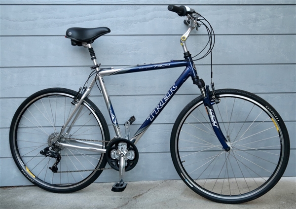 22.5" TREK 7300 Aluminum Comfort Hybrid Utility Bike ~6'1"-6'4"