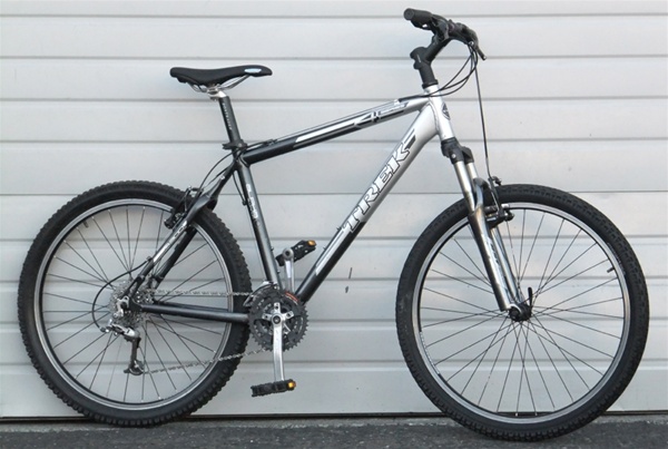 trek alpha 4300