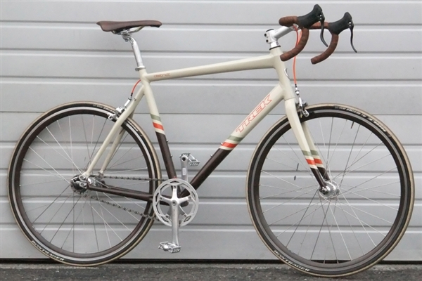 58cm Single Speed TREK District Aluminum/Carbon Road Bike 5'11"-6'2"