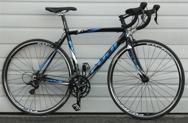 53cm FUJI Roubaix Aluminum Carbon 18 Speed Road Bike ~5'6"-5'9"