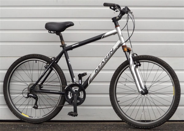 17" MARIN Redwood Comfort Commuter Bike ~5'7"-5'10"
