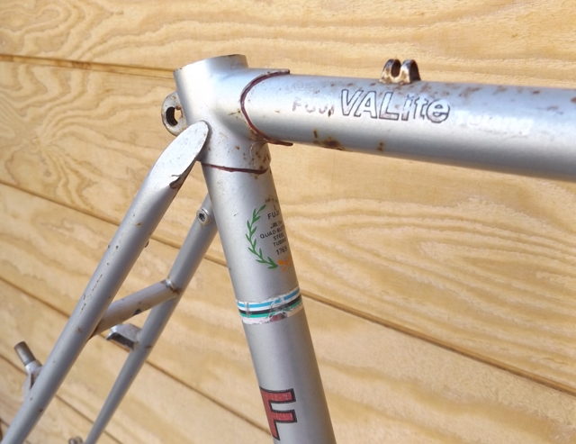 52cm Fuji Touring Series III quad butted tubing Suntour