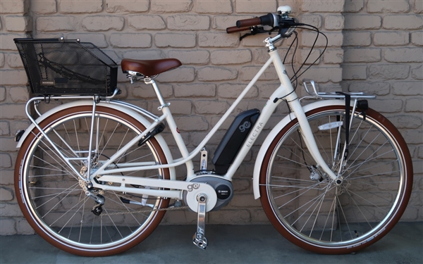 Small ELECTRA Loft Go! 8i Pedal Assist Step-Thru Hybrid E-Bike ~5'0"-5'8"