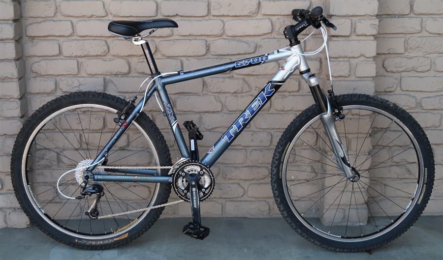 Trek 6700 hot sale bike